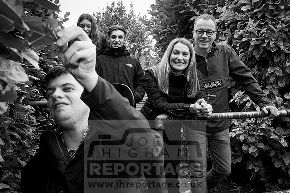 2019-11-17 - StandenAutumn-HIRESBW-4353