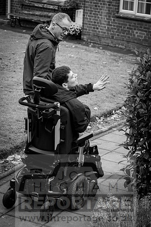 2019-11-17 - StandenAutumn-HIRESBW-4607